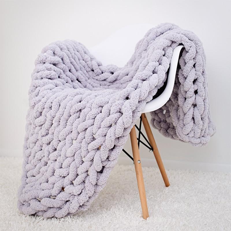 chunky-knit-throw-blanket-ultra-soft-cosy-cable-knit-texture-img3.jpg
