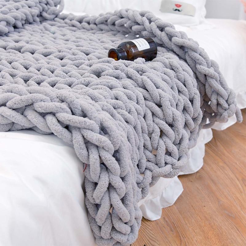 chunky-knit-throw-blanket-ultra-soft-cosy-cable-knit-texture-img4.jpg