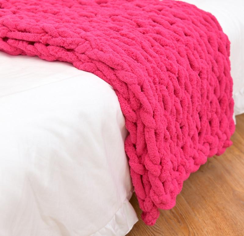 chunky-knit-throw-blanket-ultra-soft-cosy-cable-knit-texture-img6.jpg