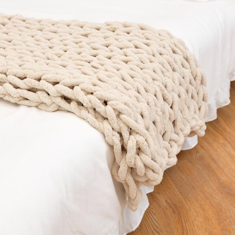 chunky-knit-throw-blanket-ultra-soft-cosy-cable-knit-texture-img8.jpg