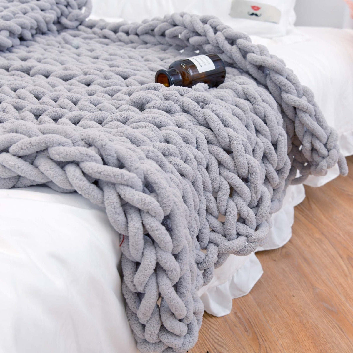 chunky-knit-throw-blanket-ultra-soft-cosy-cable-knit-texture-img9.jpg