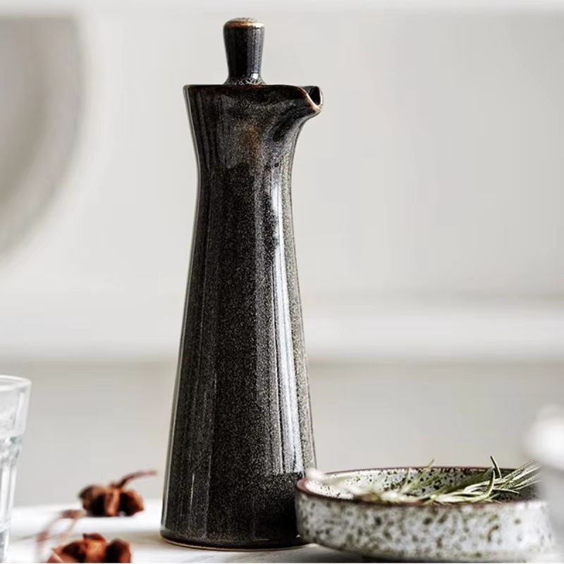 compact-ceramic-pourer-120ml-scandinavian-minimalist-design-img6.jpg