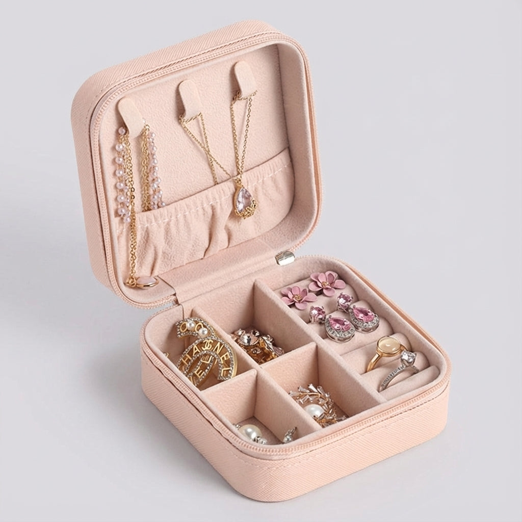 compact-leather-jewelry-case-for-travel-img5.jpg