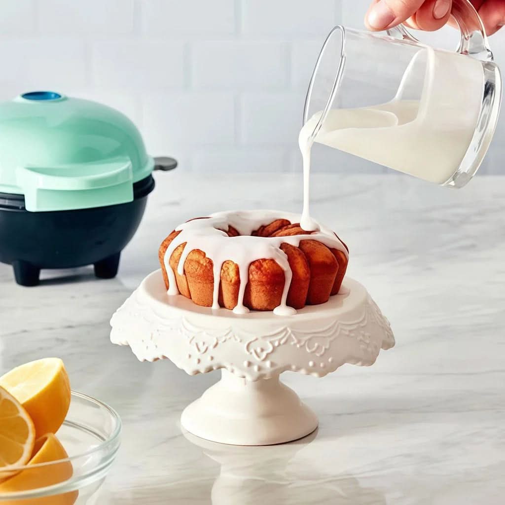 compact-mini-bundt-cake-maker-non-stick-fast-heating-img4.jpg