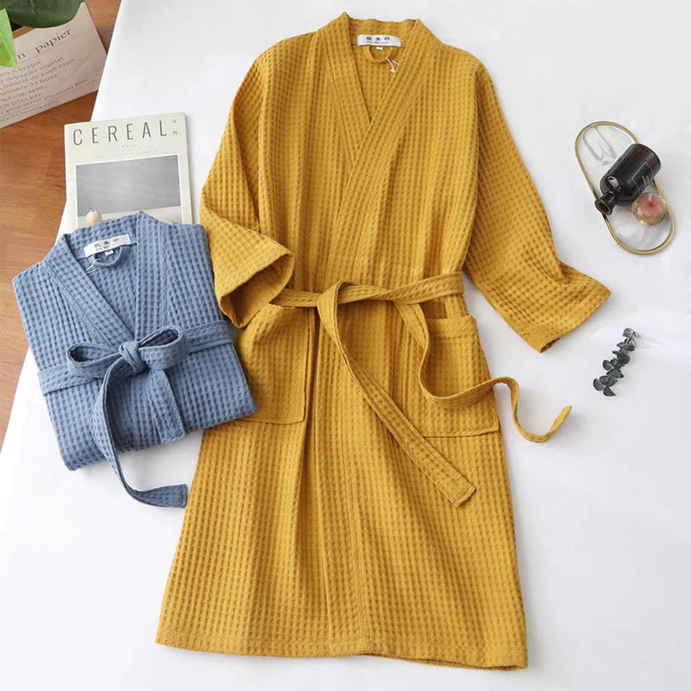 cotton-waffle-bath-robe-with-v-neck-machine-washable-img3.jpg