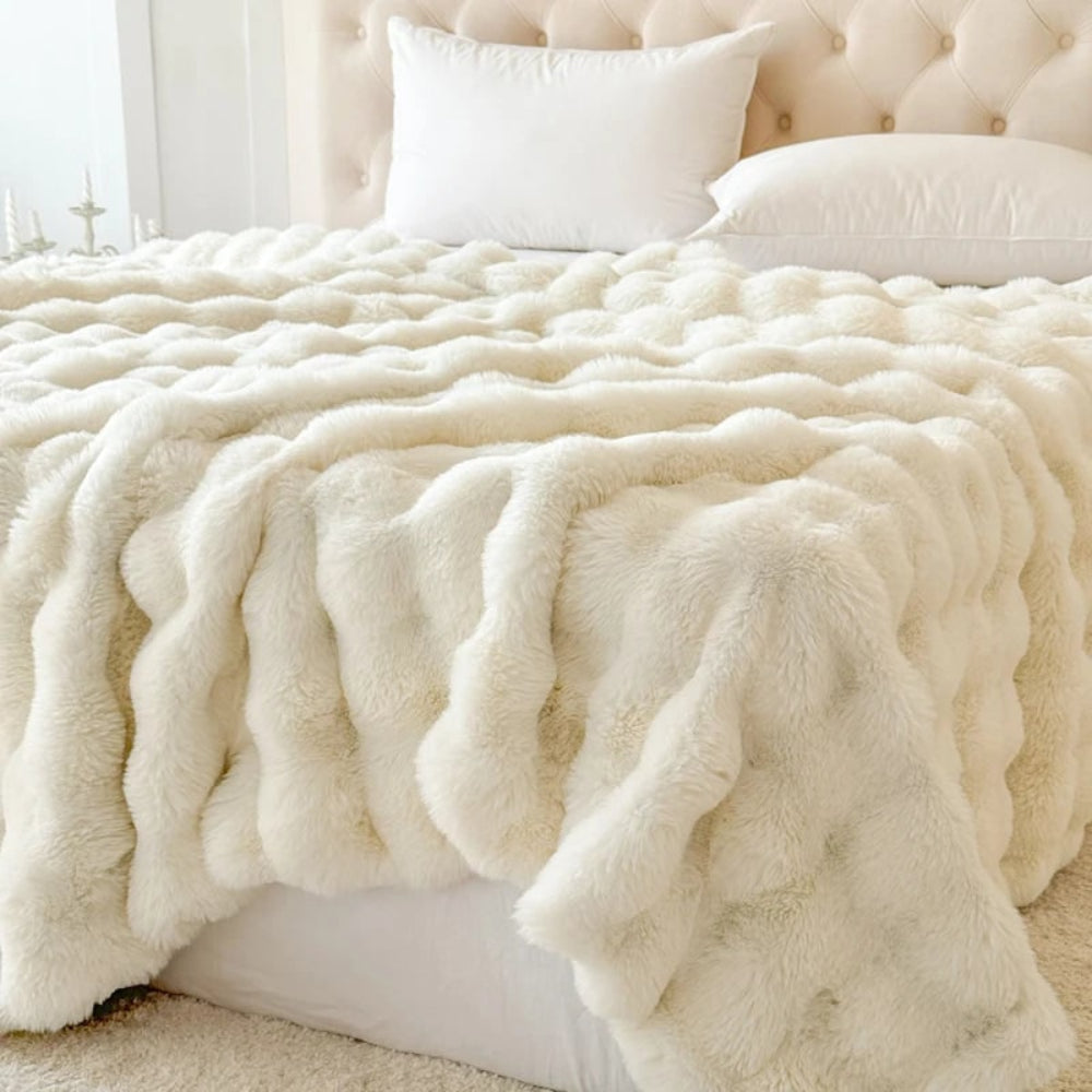 faux-fur-plush-throw-blanket-ultra-soft-double-layer-design-img7.jpg