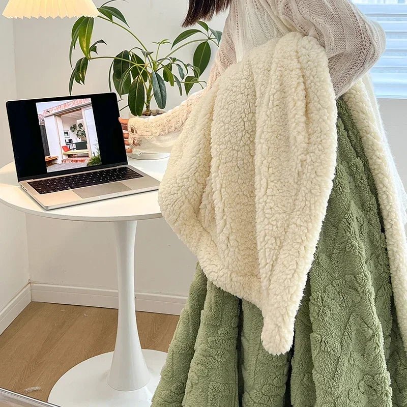flannel-wool-blanket-lightweight-soft-warm-img15.jpg
