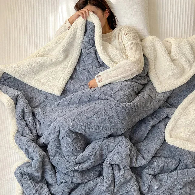 flannel-wool-blanket-lightweight-soft-warm-img3.jpg