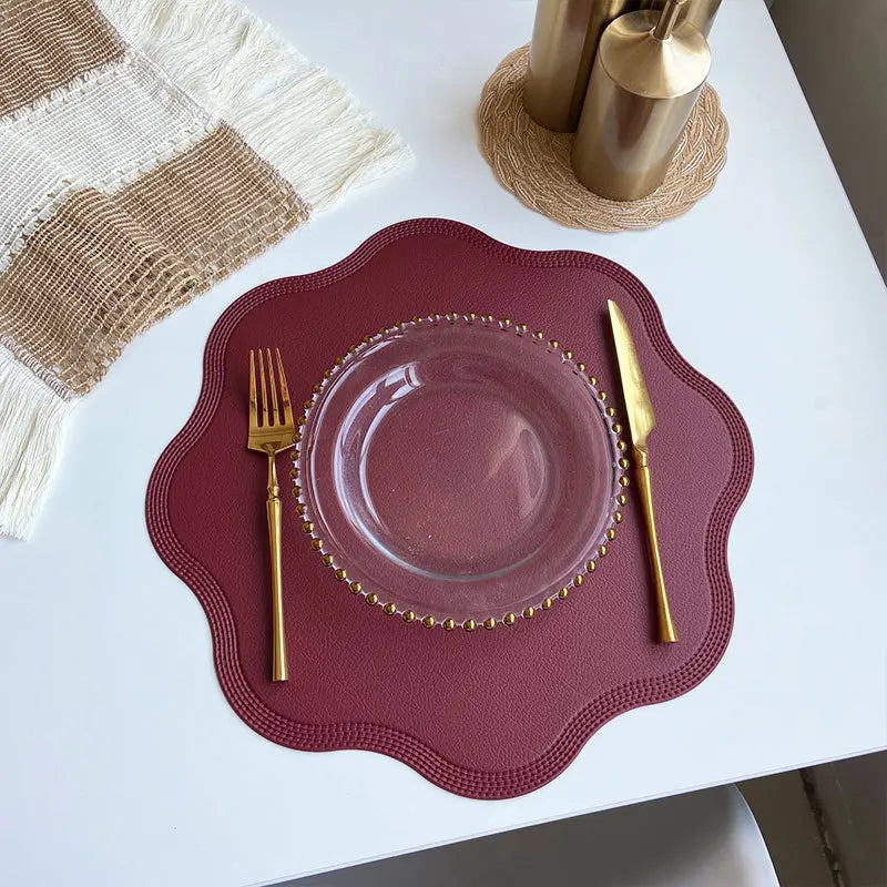 floramat-luxury-round-faux-leather-placemats-embossed-flower-design-img9.webp