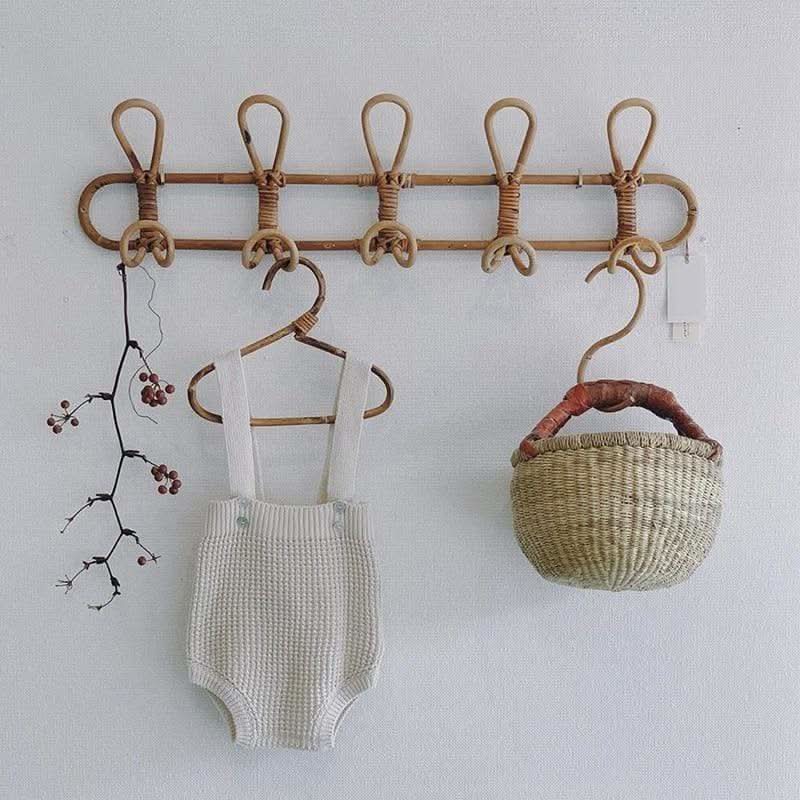 handcrafted-rattan-wall-hook-with-five-boho-hooks-img1.jpg