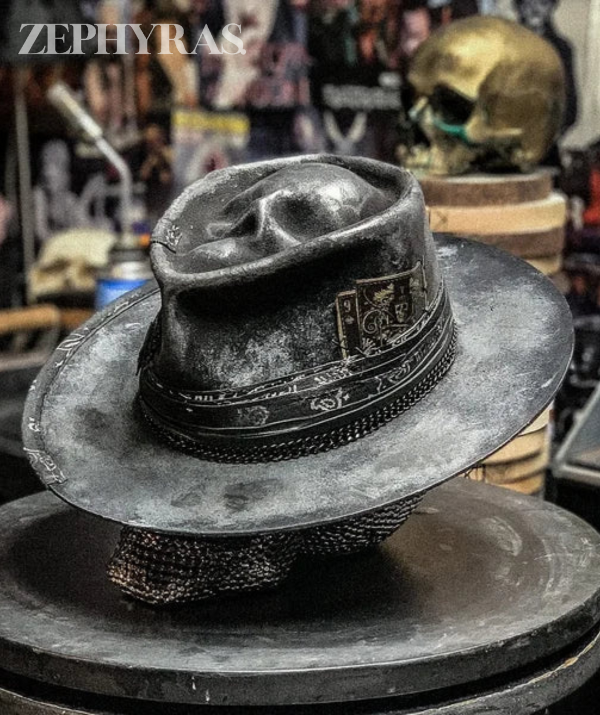 handmade-skull-hat-for-festivals-statement-outfits-felt-construction-img6.png