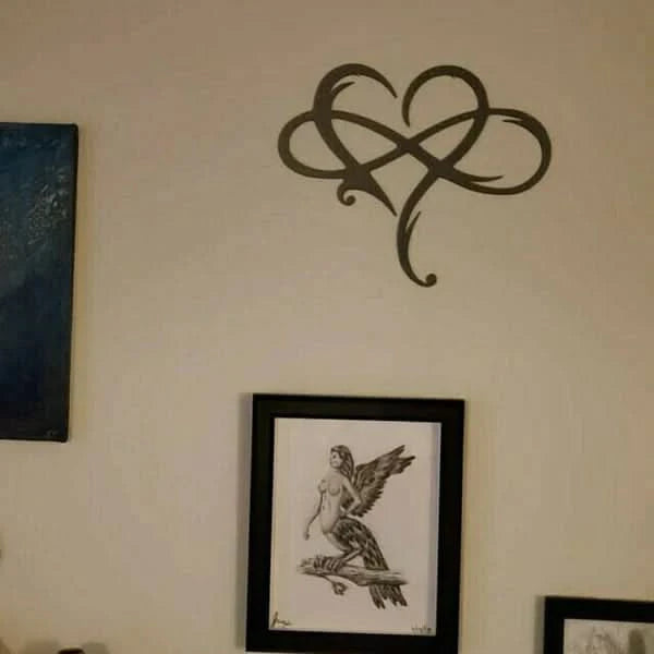 iron-wall-art-with-infinity-heart-and-mother-of-pearl-accents-img4.webp
