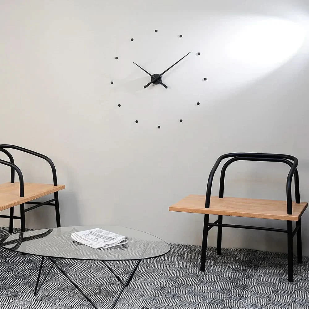 minimalist-black-wall-clock-with-silent-quartz-movement-img1.webp