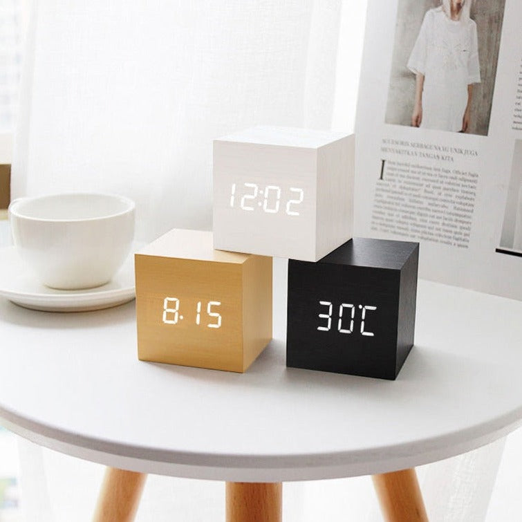 minimalist-led-cube-alarm-clock-with-wood-grain-texture-img1.jpg