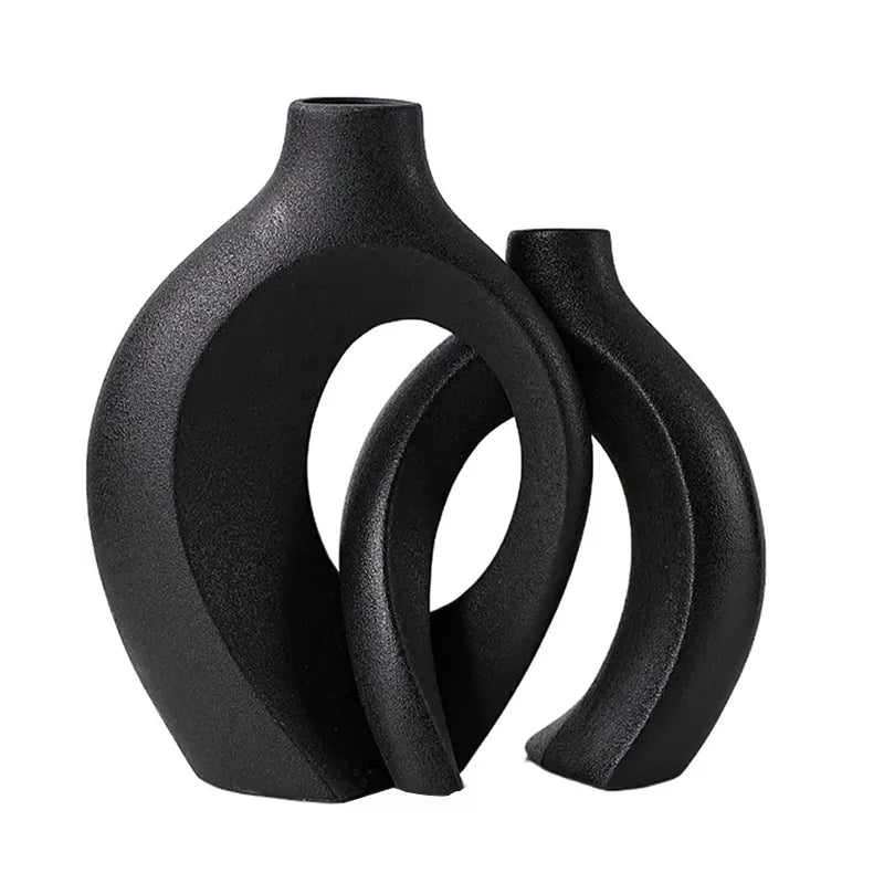 modern-boho-ceramic-vase-set-in-elegant-white-porcelain-img2.webp