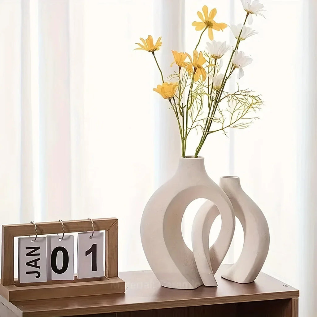modern-boho-ceramic-vase-set-in-elegant-white-porcelain-img5.webp