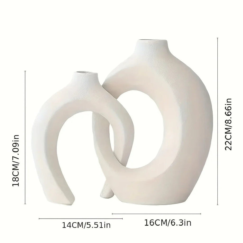 modern-boho-ceramic-vase-set-in-elegant-white-porcelain-img6.webp