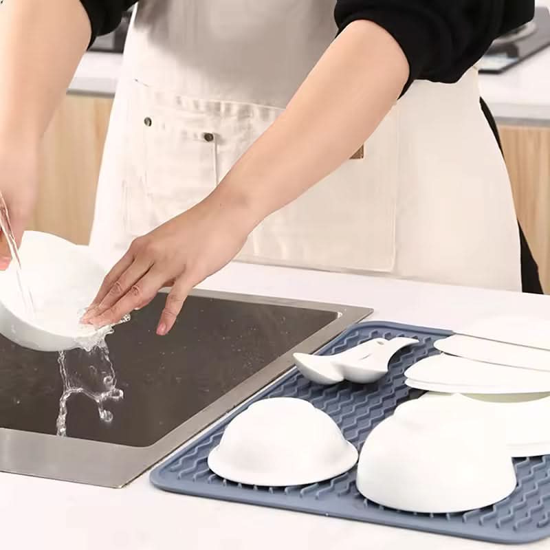 non-slip-absorbent-kitchen-counter-mat-protects-surfaces-img3.jpg
