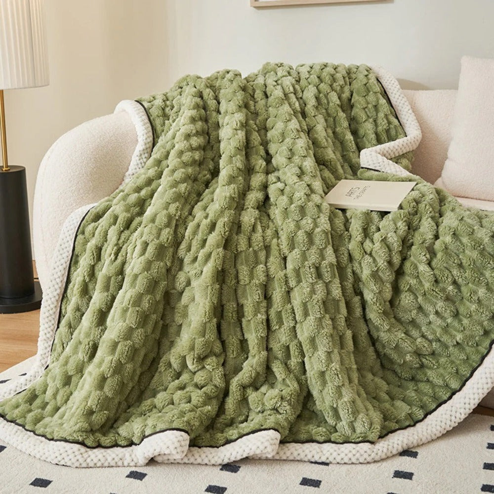 plush-bubble-throw-blanket-cloud-soft-year-round-comfort-img10.jpg
