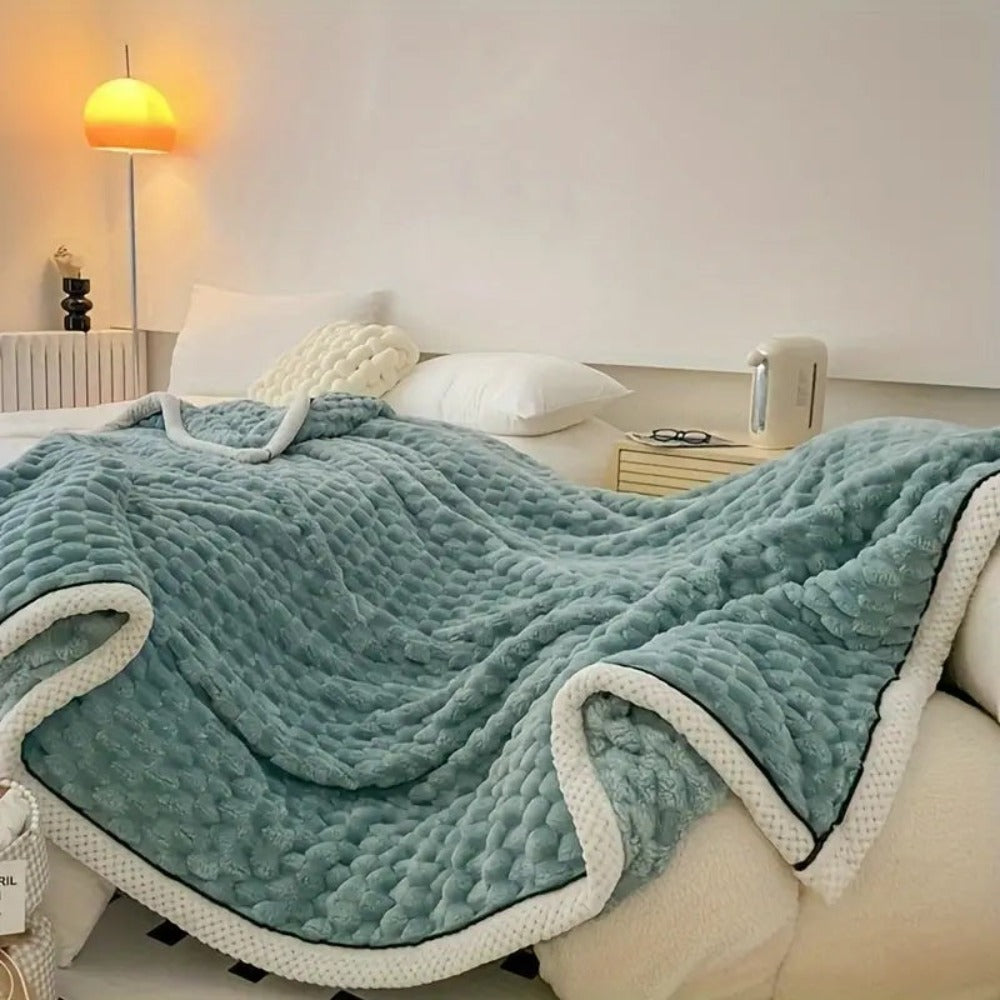 plush-bubble-throw-blanket-cloud-soft-year-round-comfort-img7.jpg