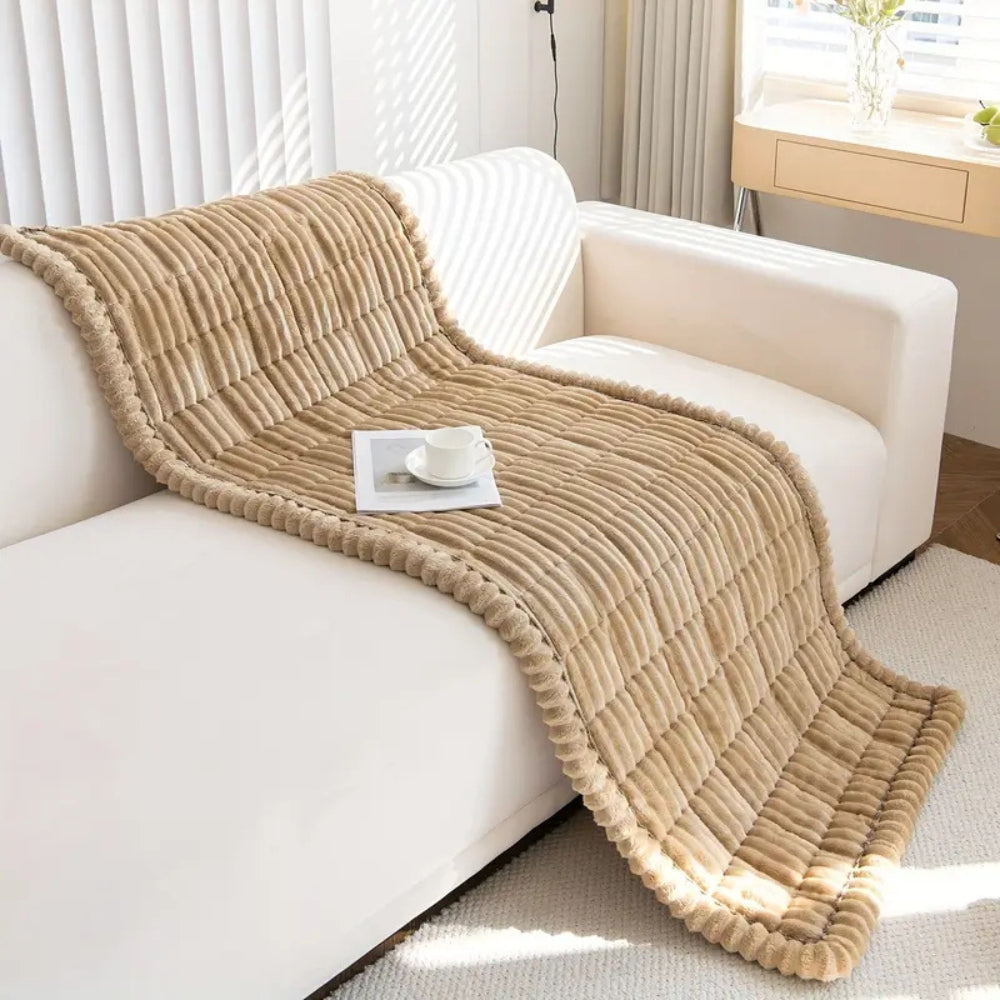 plush-flannel-sofa-cover-with-hand-pleated-edges-img10.jpg