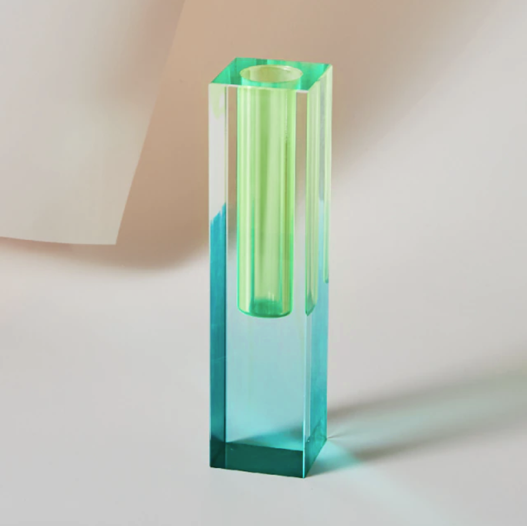 prismatic-acrylic-vase-organizer-with-rainbow-light-effect-img16.png