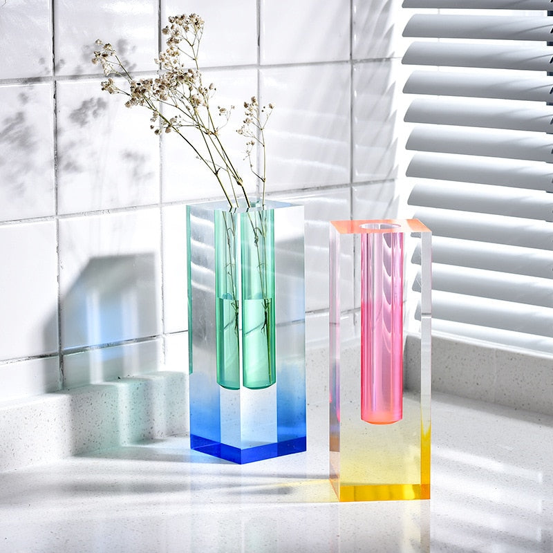 prismatic-acrylic-vase-organizer-with-rainbow-light-effect-img6.jpg