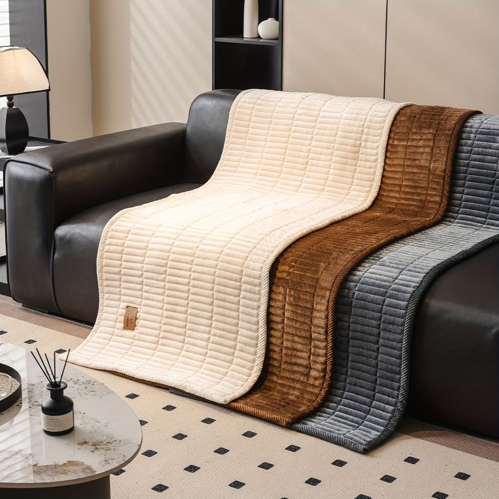 quilted-microfiber-sofa-cover-with-plush-protection-img6.jpg