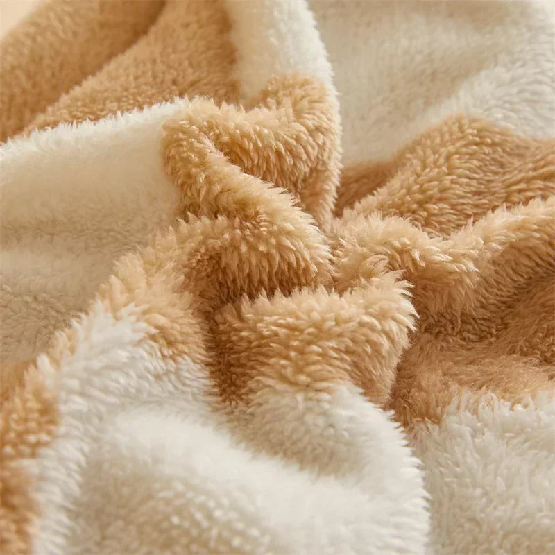 quilted-weighted-blanket-calming-soft-year-round-comfort-img6.webp