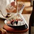rotating-crystal-wine-decanter-1l-360-aeration-design-img1.webp