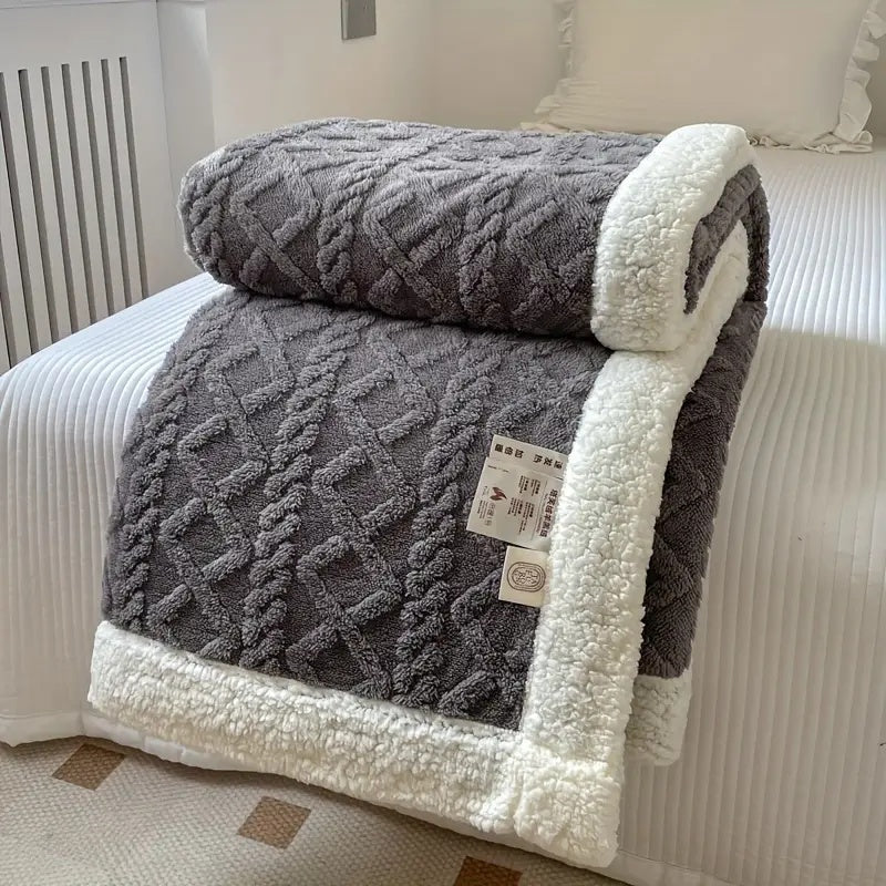 sherpa-fleece-blanket-reversible-plush-ultra-soft-img3.jpg