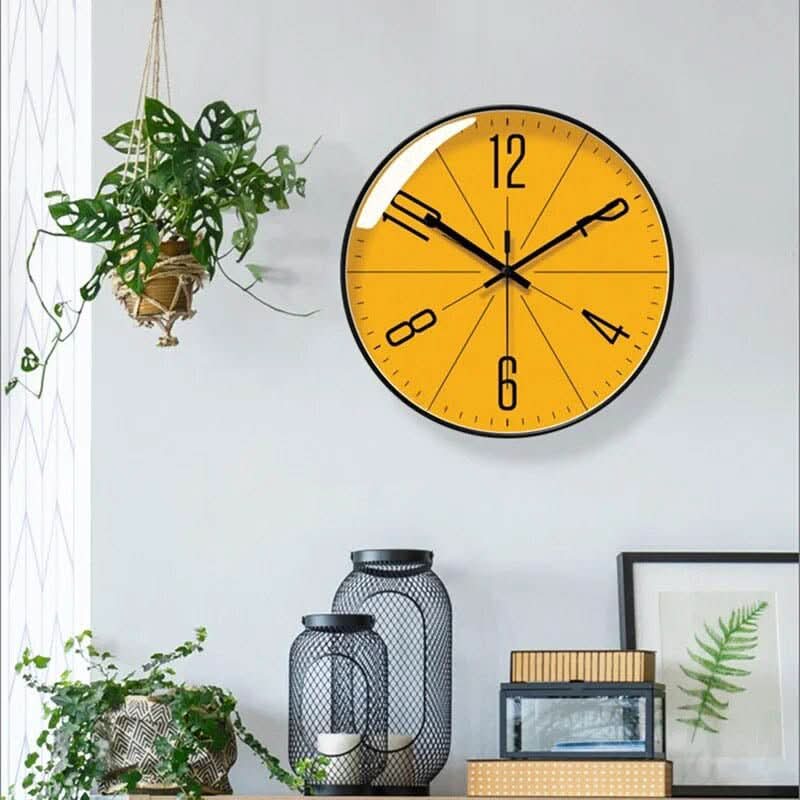 silent-quartz-nordic-wall-clock-with-abstract-black-and-white-design-img1.jpg