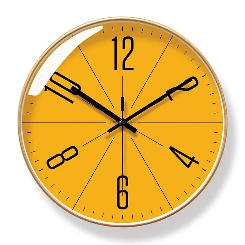 silent-quartz-nordic-wall-clock-with-abstract-black-and-white-design-img3.jpg