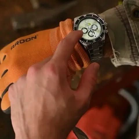 smart-tactical-smartwatch-with-gps-health-monitoring-ios-android-img3.jpg