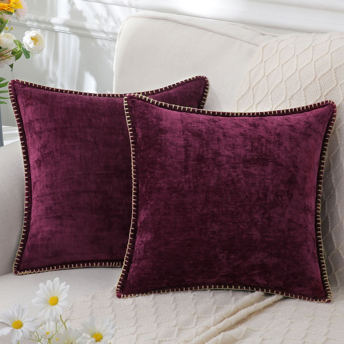soft-chenille-cushion-cover-with-elegant-comfort-img1.jpg
