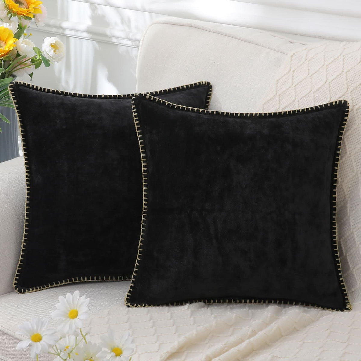 soft-chenille-cushion-cover-with-elegant-comfort-img4.jpg