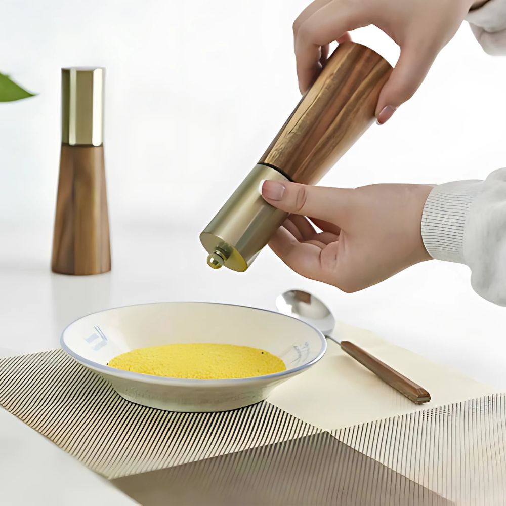 spicewood-elegant-salt-and-pepper-mill-set-made-of-wood-img4.jpg