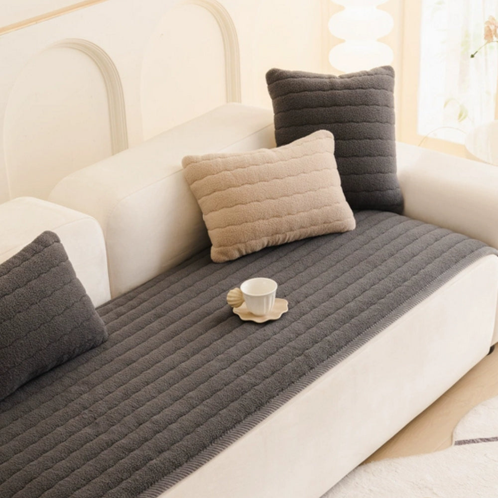 thick-plush-microfiber-sofa-cover-with-non-slip-backing-img3.jpg