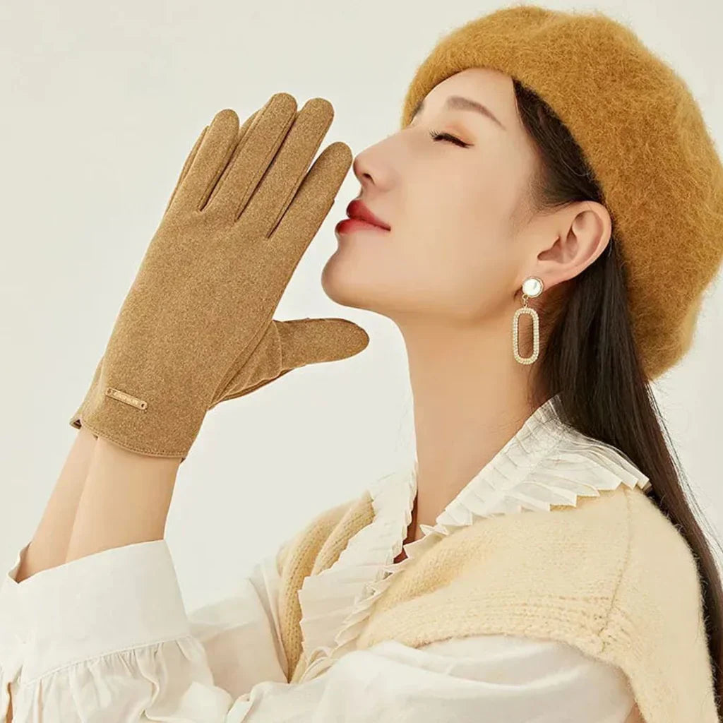 touchscreen-suede-winter-gloves-for-women-cashmere-lined-img11.webp