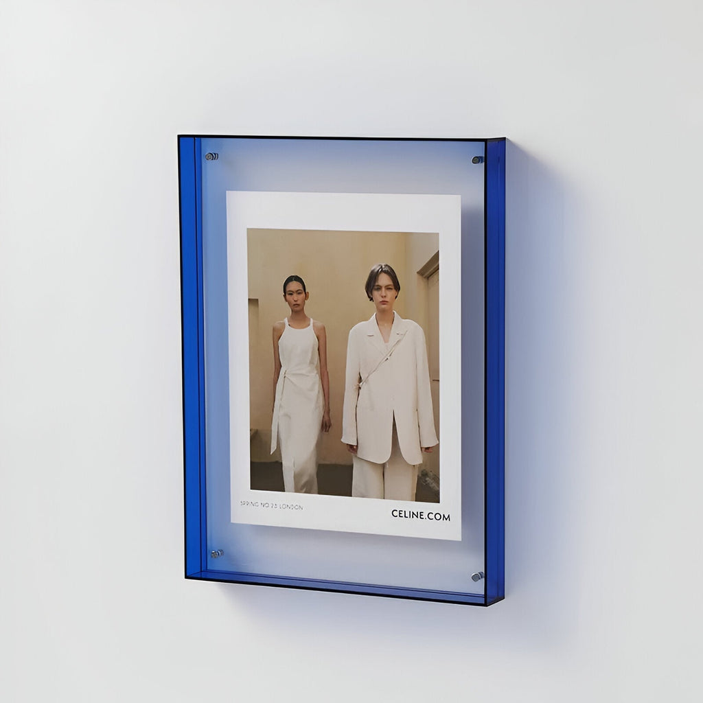 transparent-acrylic-photo-frame-with-sculptural-minimalism-img12.jpg