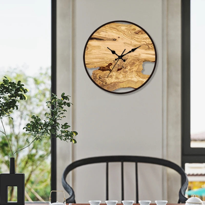 transparent-acrylic-wall-clock-with-minimalist-design-img2.jpg