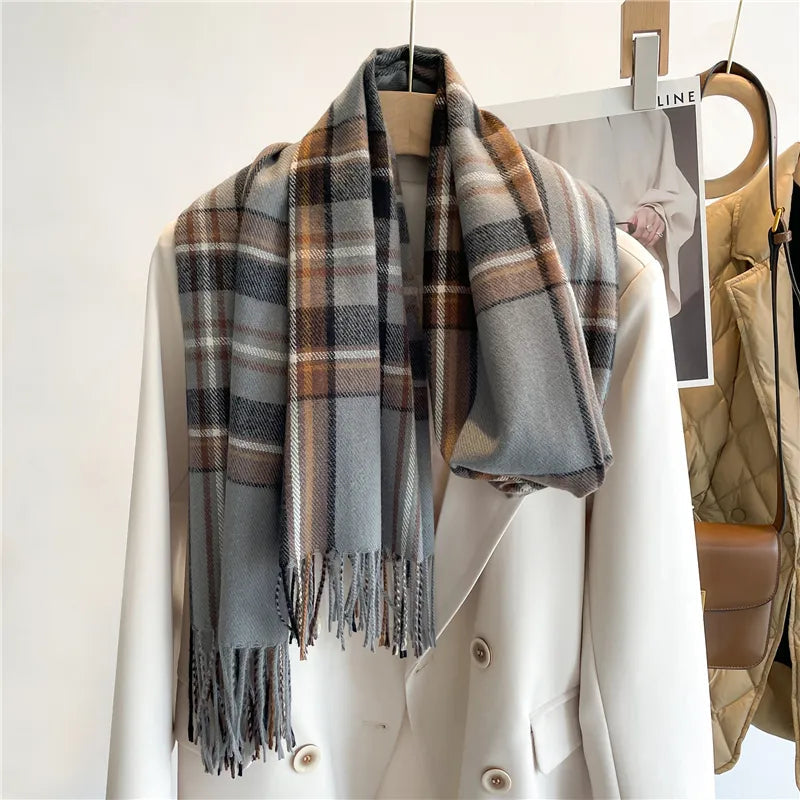 warm-checked-cashmere-scarf-for-winter-large-78-oversized-fit-img7.webp