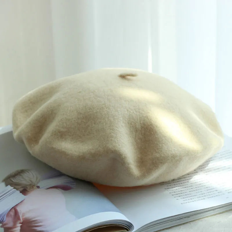 warm-classic-wool-beret-for-women-available-in-12-colors-img1.webp