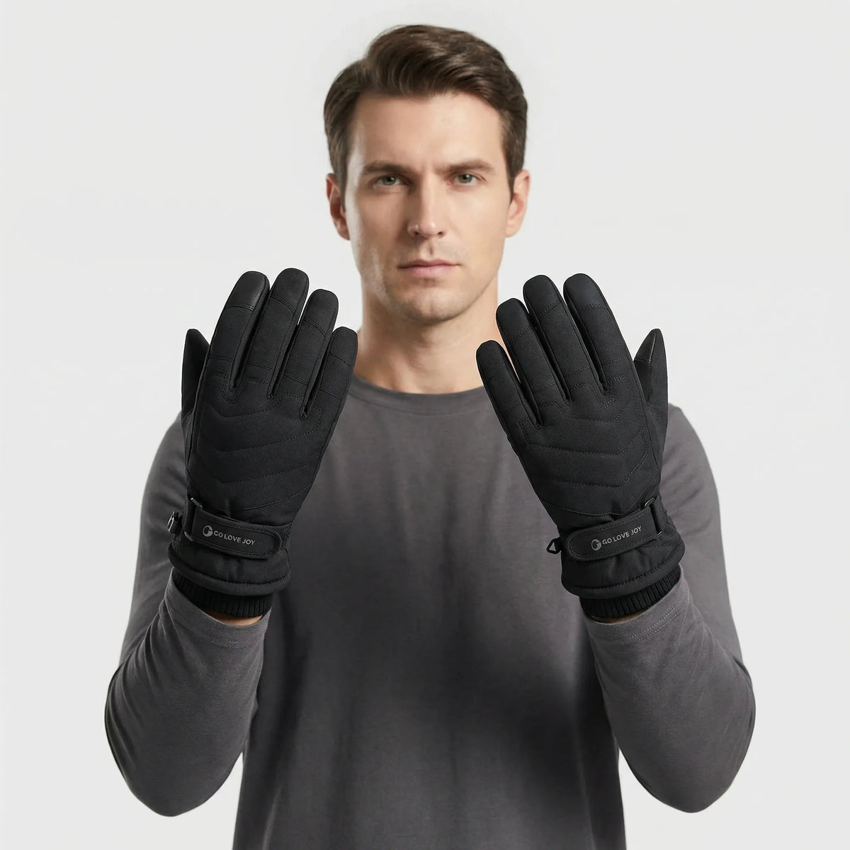 waterproof-winter-gloves-for-skiing-snowboarding-wind-resistant-non-slip-grip-img2.webp