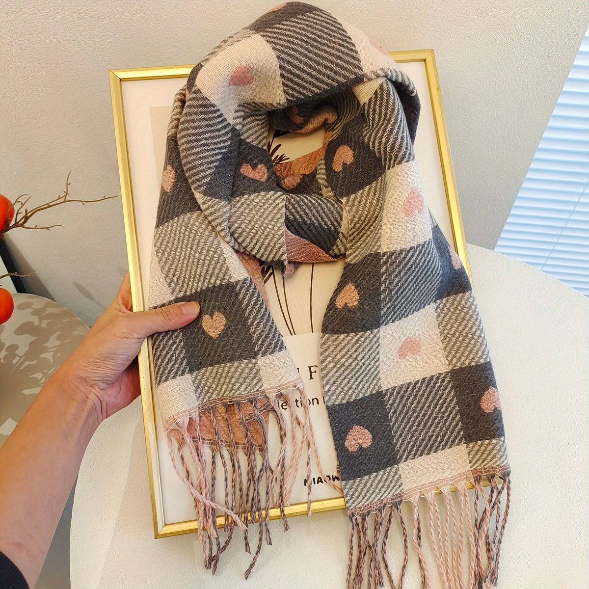 windproof-checkered-womens-scarf-for-autumn-winter-soft-lightweight-polyester-img5.jpg