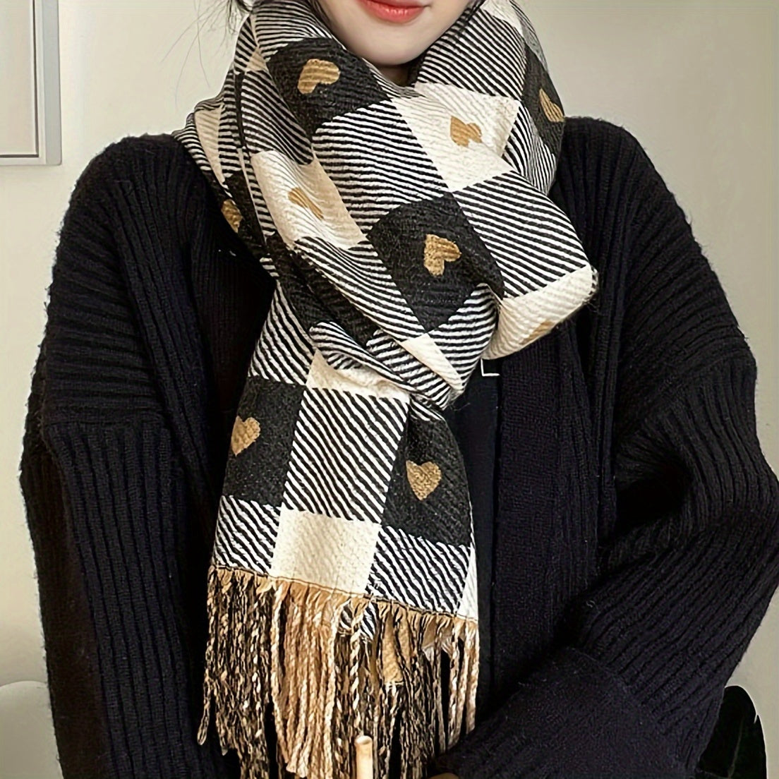 windproof-checkered-womens-scarf-for-autumn-winter-soft-lightweight-polyester-img8.jpg